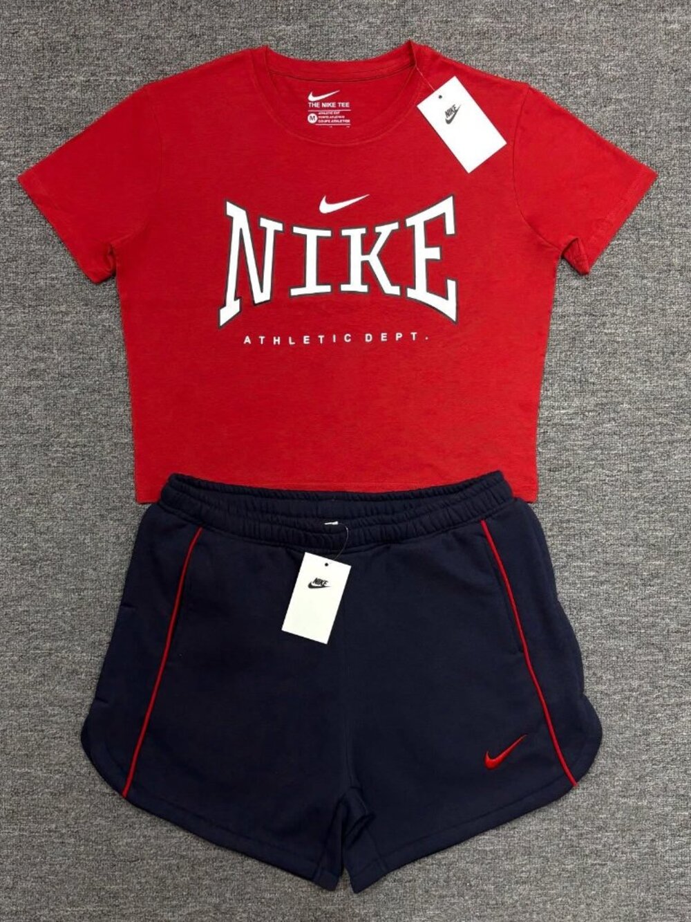 WOMEN NIKE SHORT SET WITH CROP TOP